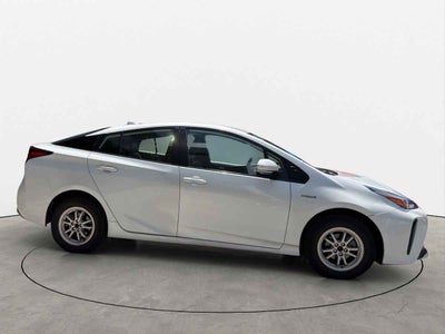 2022 Toyota Prius 5p Premium SR HEV L4/1.8 Aut