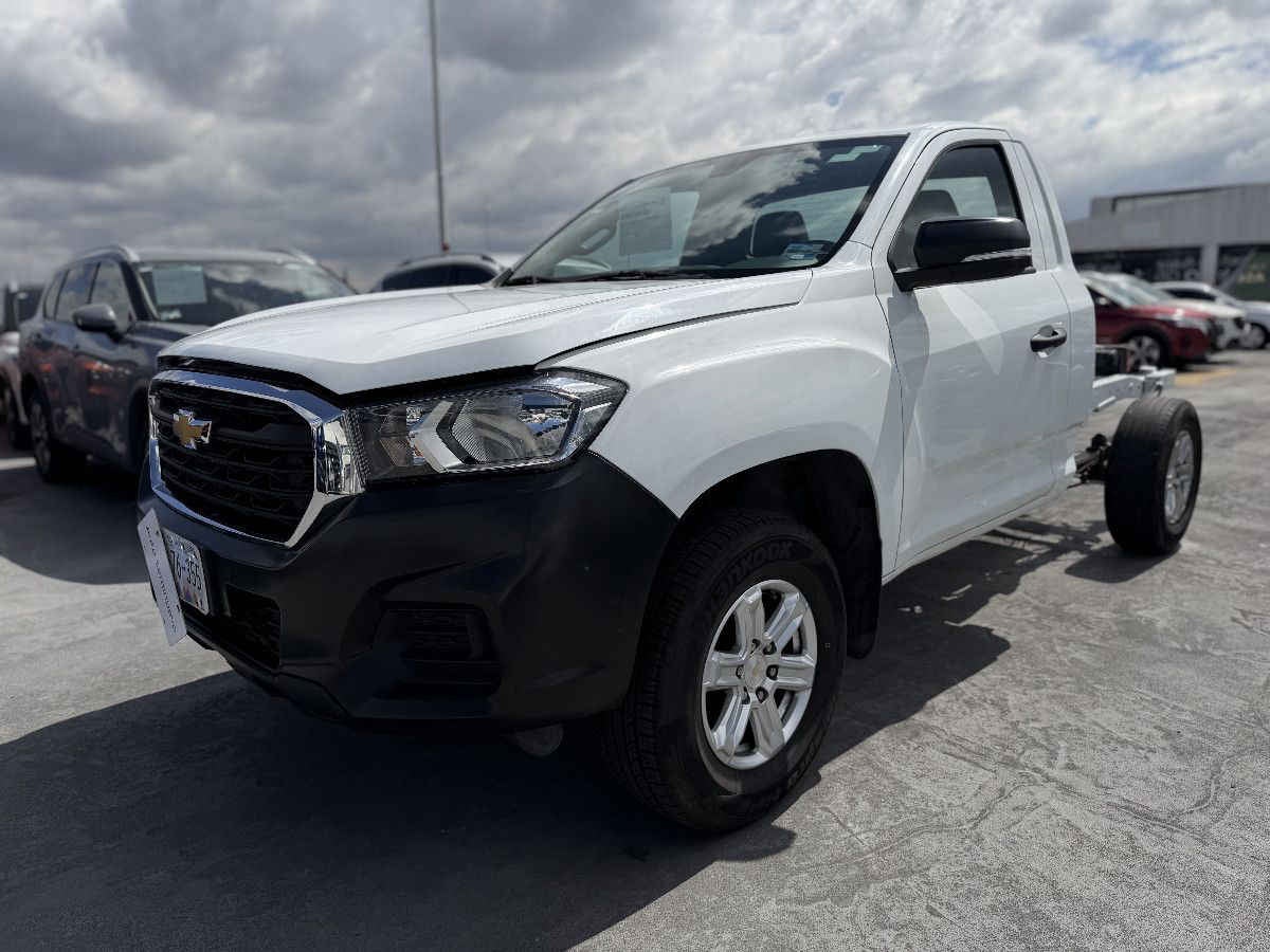 2023 Chevrolet S-10 Max 2p Chasis Cabina 2.4L TM6 a/ac Ra-16
