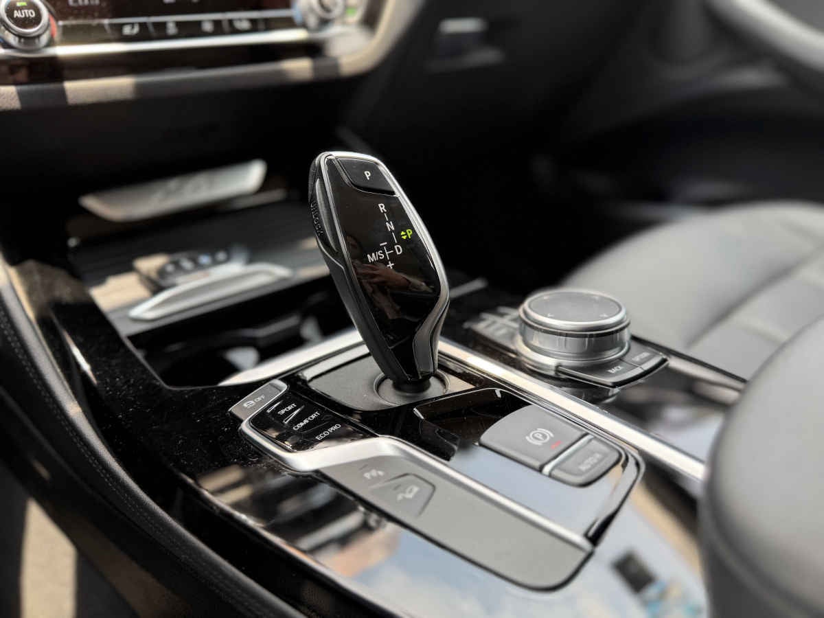 2020 BMW X4 5p xDrive 30i Executive L4/2.0/T Aut