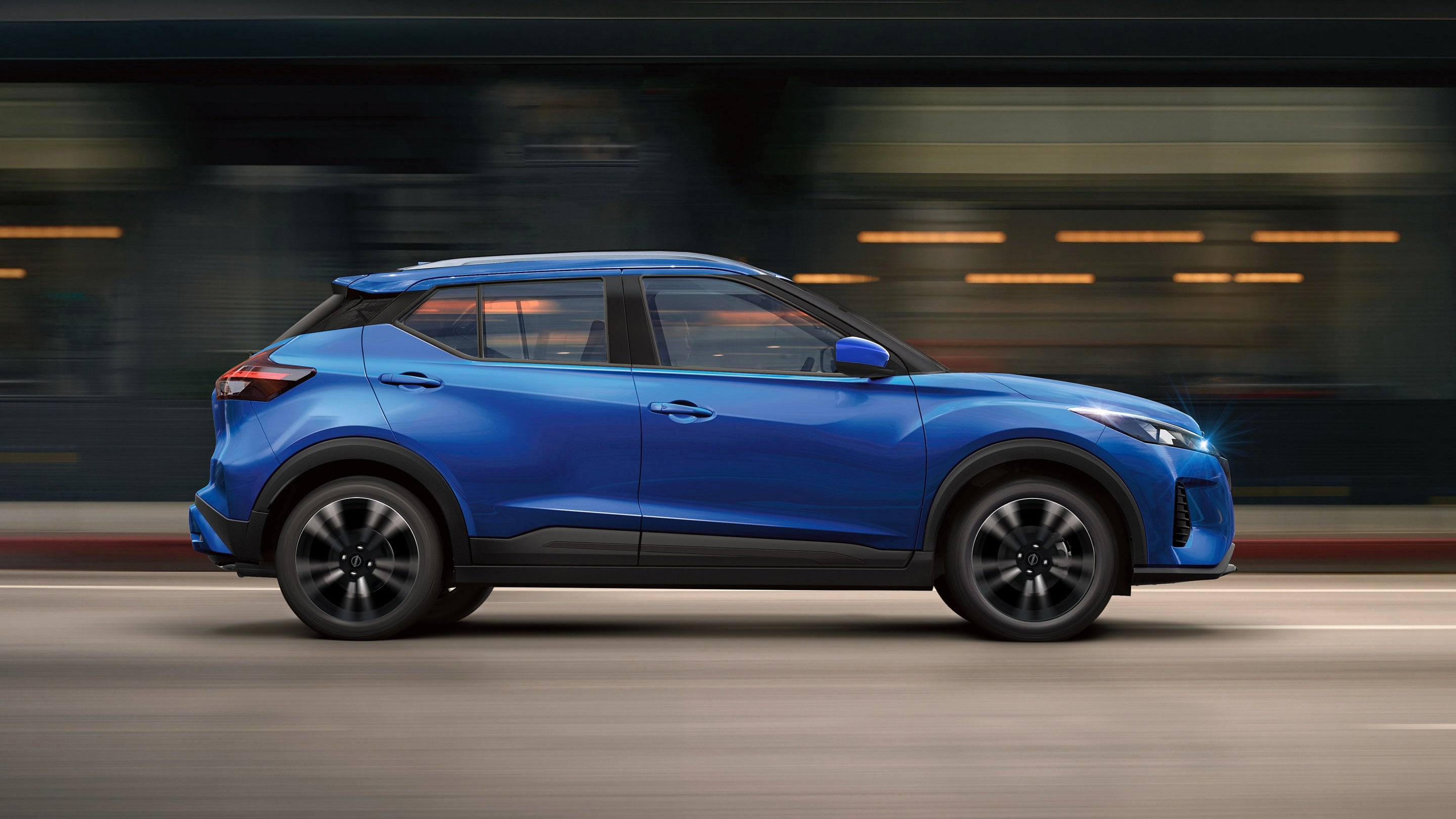 2025 Nissan Kicks Play Advance MT