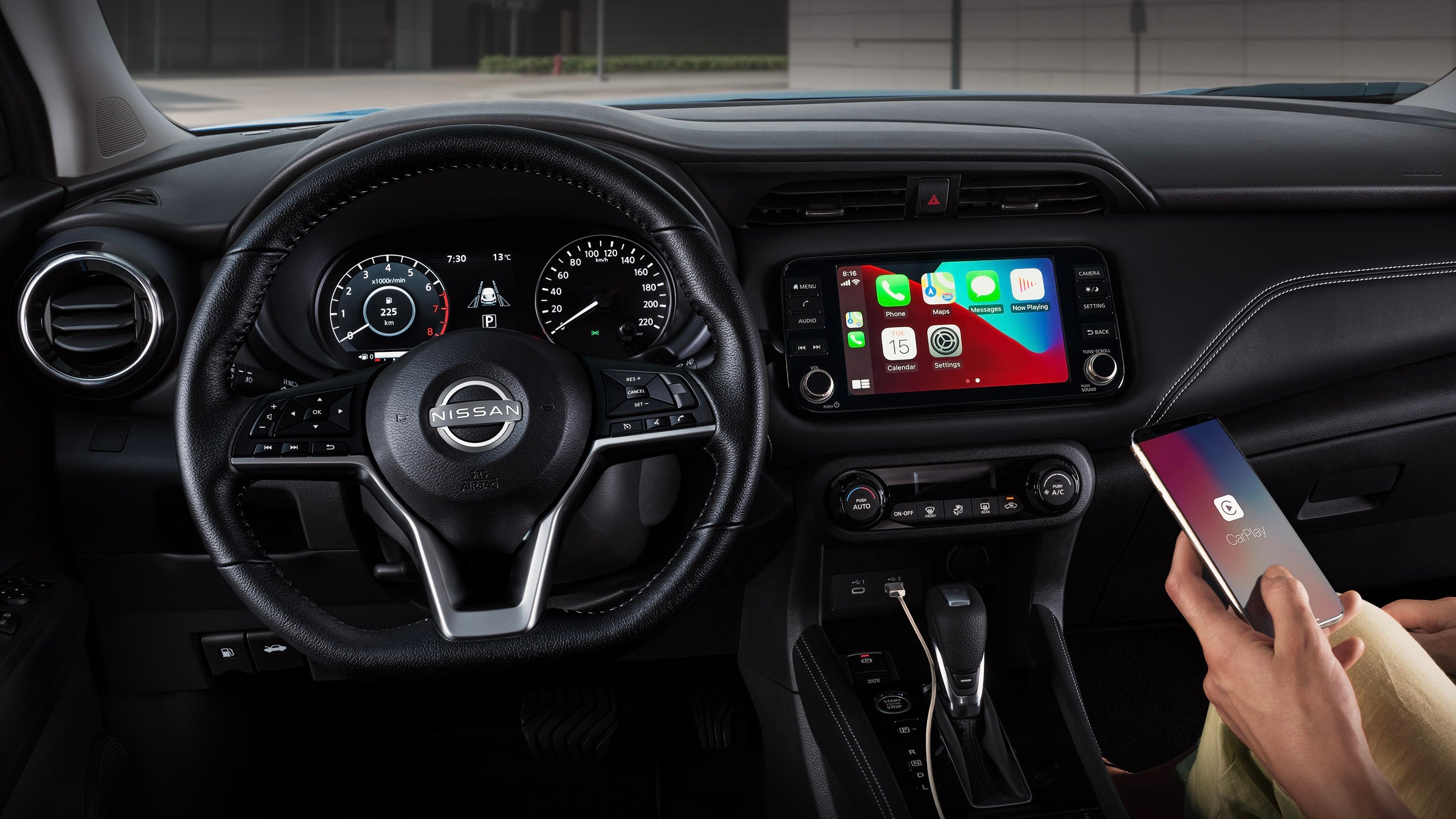 2025 Nissan Kicks Play Advance CVT