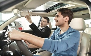 Schedule a test drive at Nissan Geisha Lomas Verdes in Naucalpan, México, México.